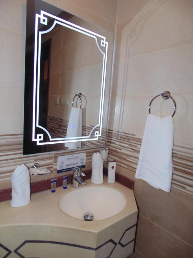אל-מדינה Sukoon Hotel מראה חיצוני תמונה
